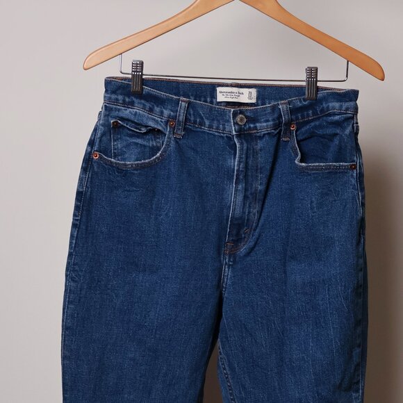 A& F Curve Love 90's Slim Straight Jeans - Picture 1 of 7